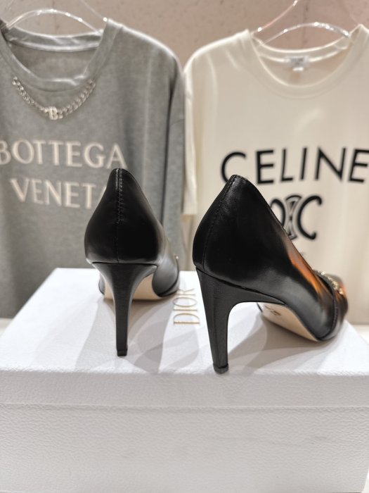 Туфлі жіночі фото 8