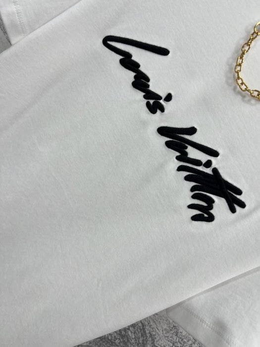 Футболка женская фото 3