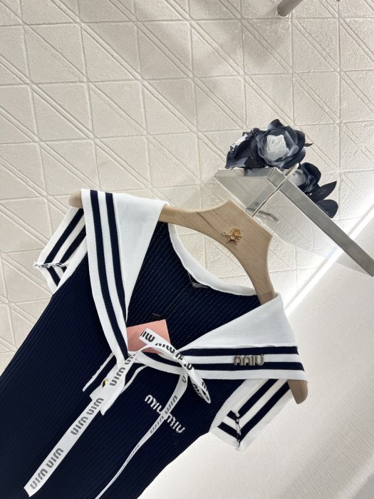 Футболка женская фото 3