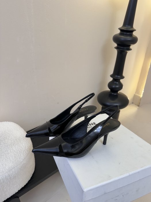 Босоножки фото 5