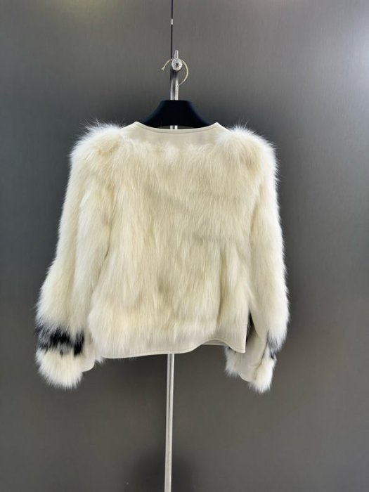 Fur coat of fox fur фото 7