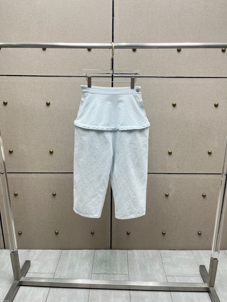 Джинсы женские