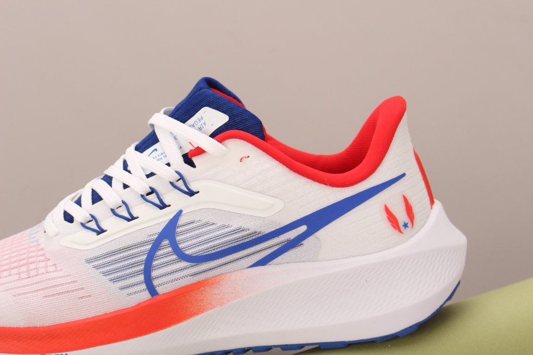 Кросівки Air Zoom Pegasus 39 White University Red Royal Blue DQ7885-100 фото 4