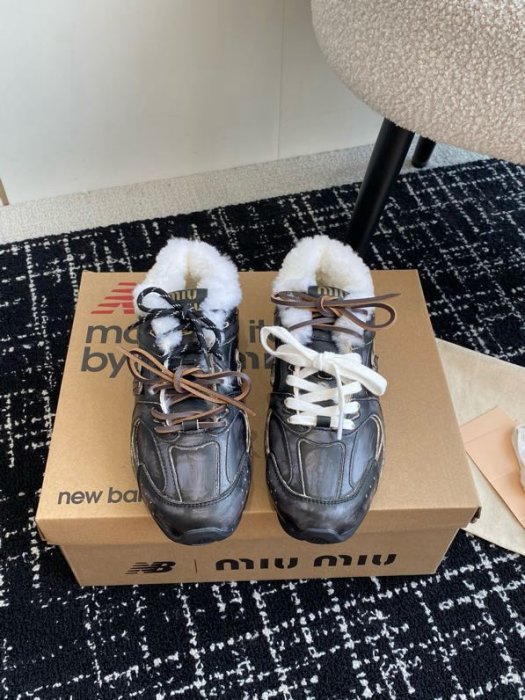 Кроссовки New Balance 530 x Miu Miu зимние