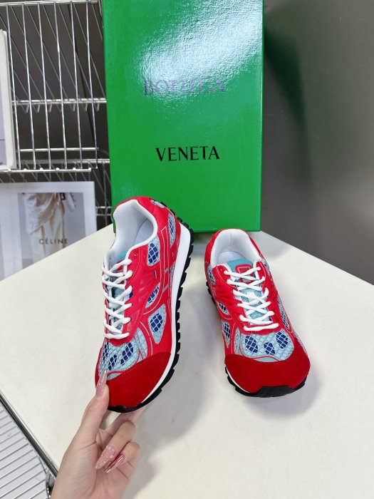 Кроссовки фото 4