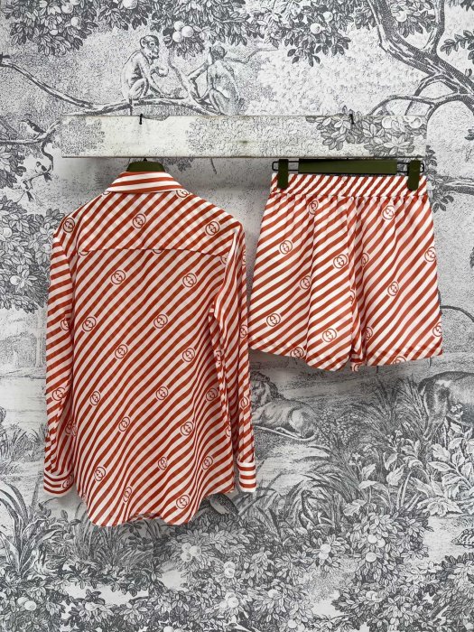 Costume female фото 7