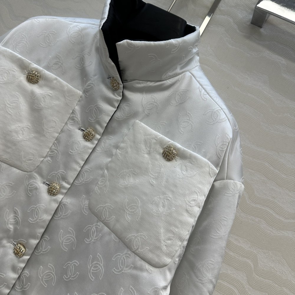 Куртка женская фото 3