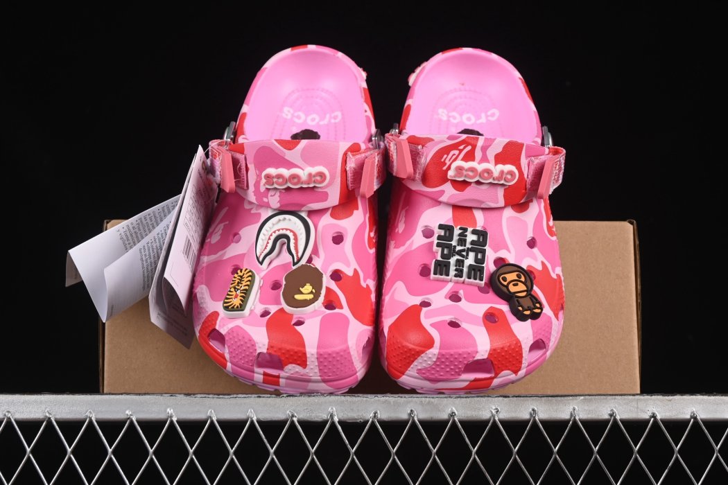 Кроксы Bape x Crocs Classic Clog фото 4