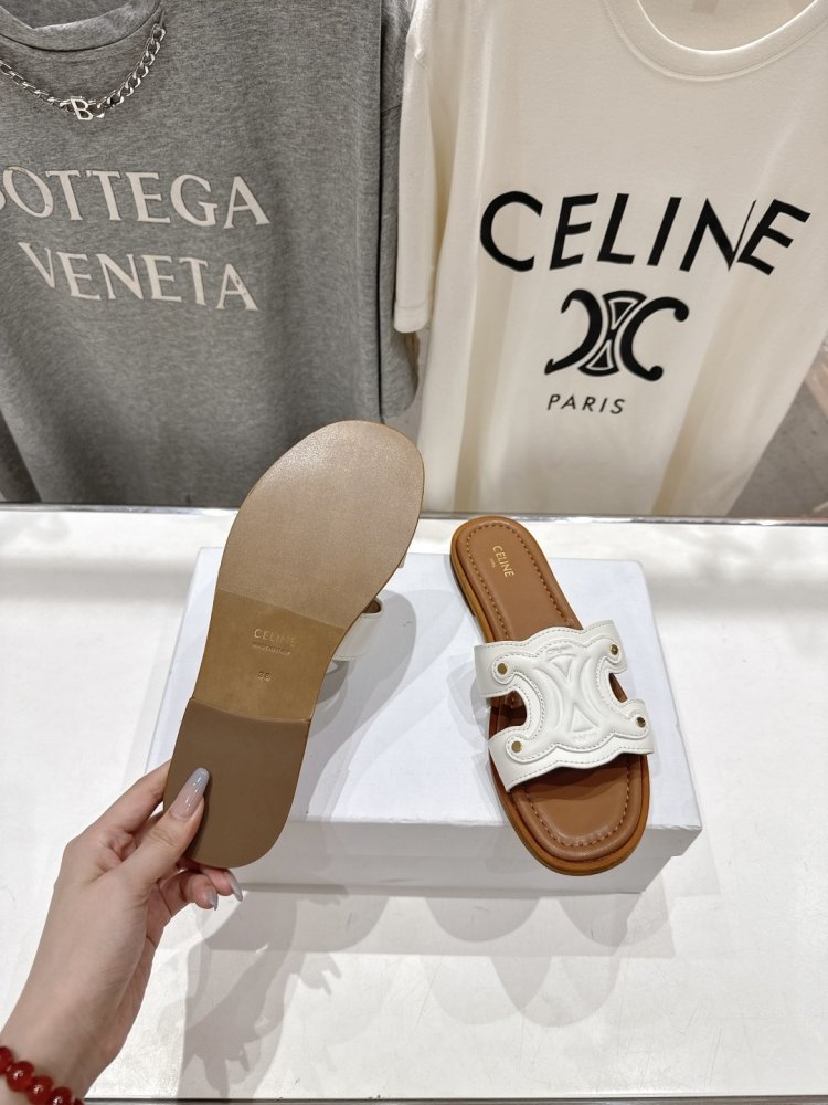 Шлепанцы женские фото 9