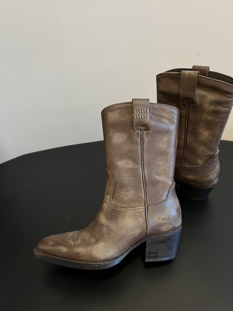 Сапоги женские фото 5