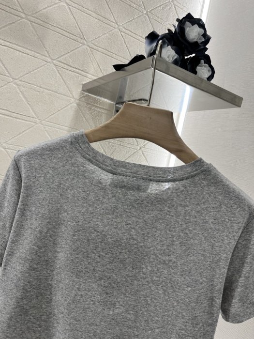 Футболка женская фото 4