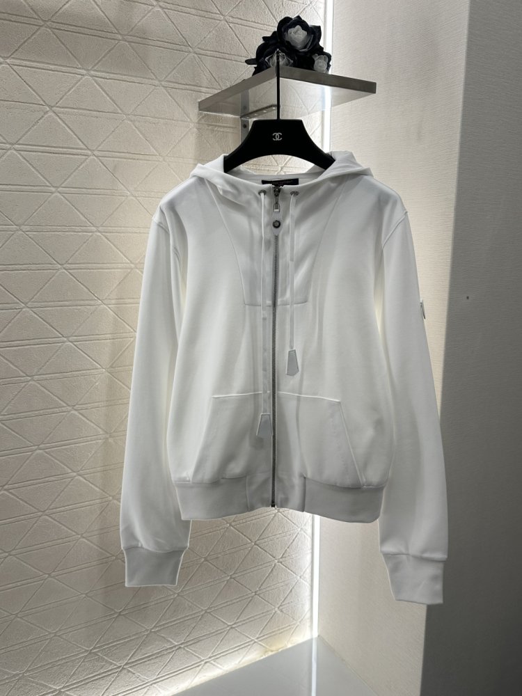 Кофта жіноча