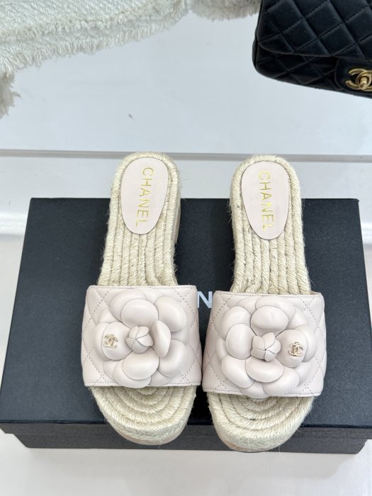 Босоножки фото 4