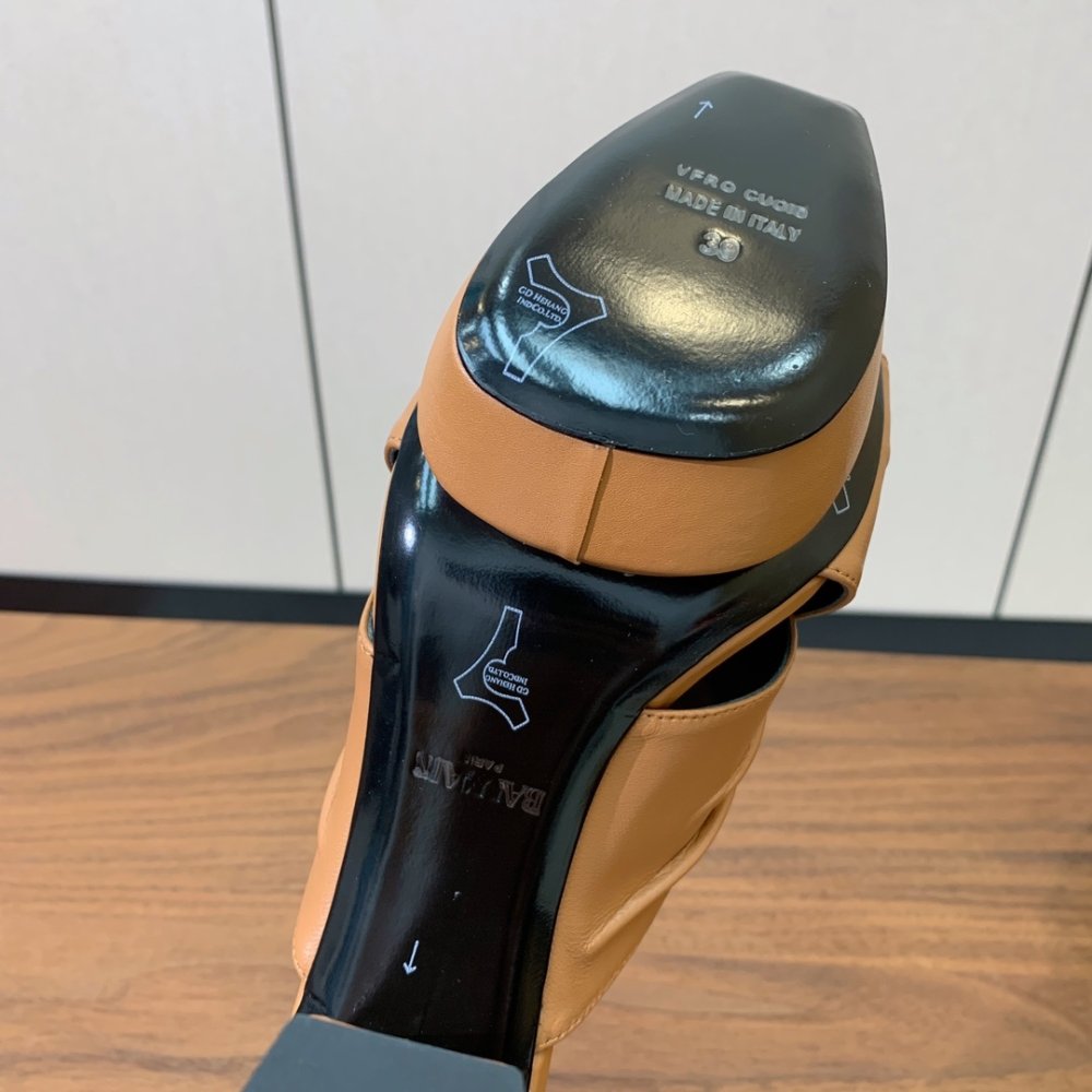 Босоножки фото 9