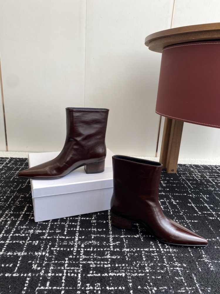 Boots women's фото 6