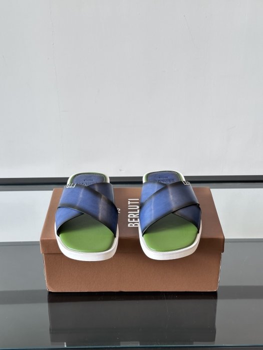 Шлепанцы мужские фото 2