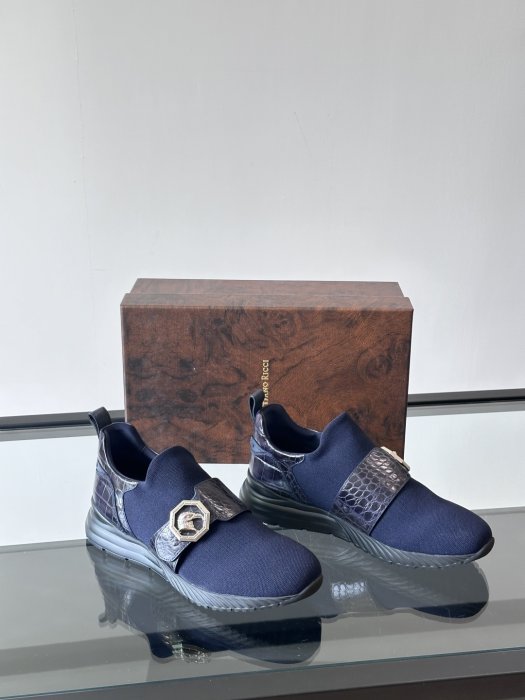 Кросівки фото 5