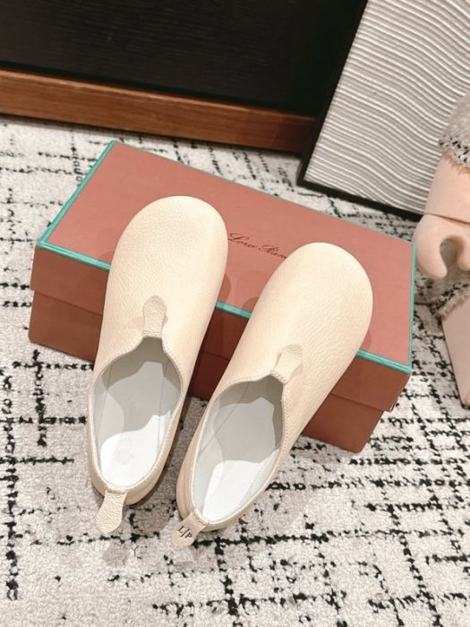 Ballet shoes фото 2