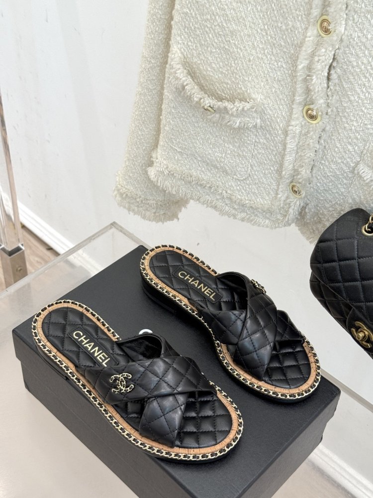 Шльопанці жіночі фото 3