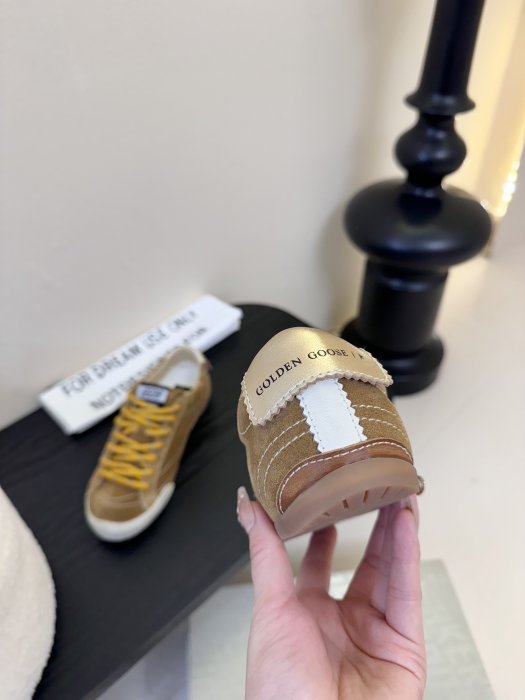 Кроссовки Golden Goose фото 7