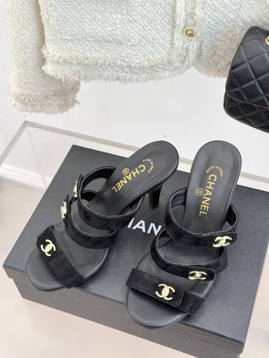 Босоножки фото 2