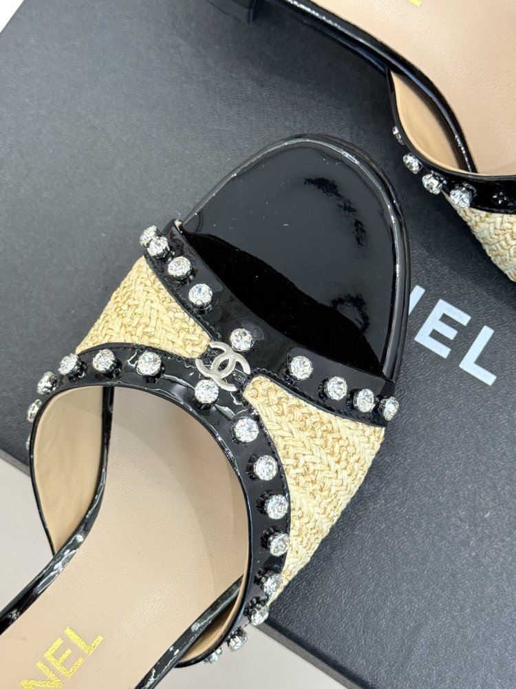 Босоножки фото 7