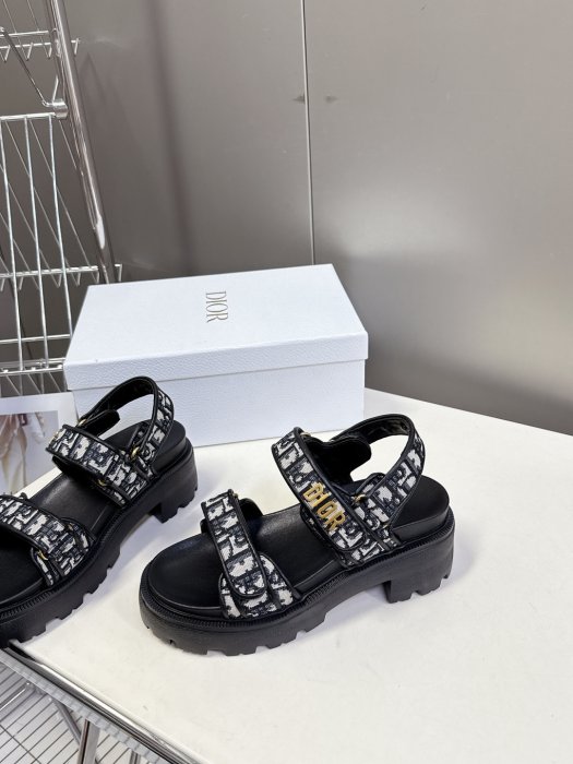 Sandals women's фото 3