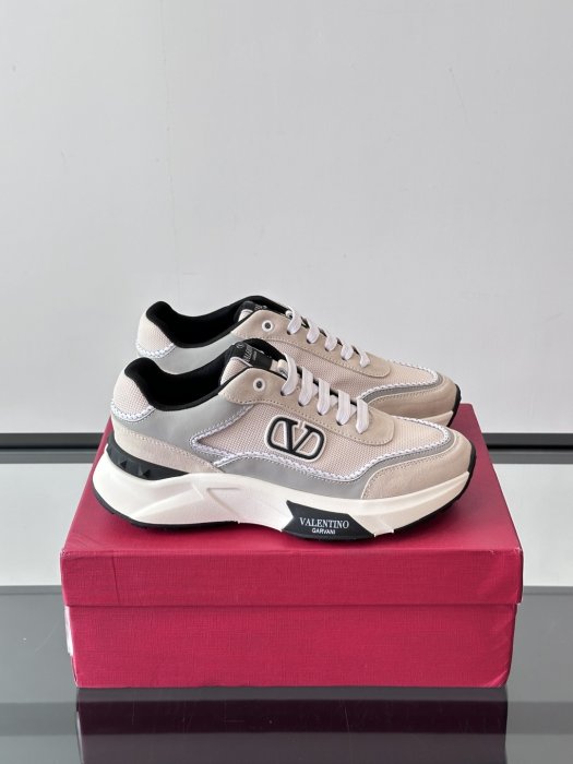 Кроссовки мужские