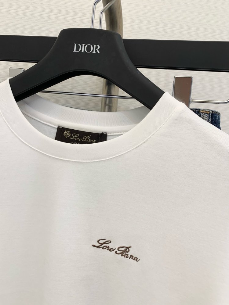 Футболка женская фото 3