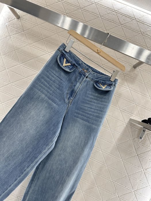 Джинсы женские фото 7