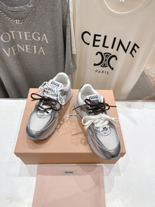 Кроссовки фото 2