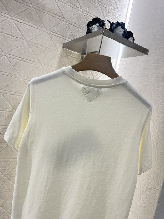 Футболка женская фото 5