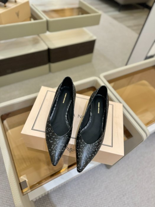 Туфлі жіночі фото 4