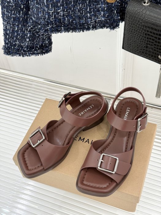 Босоножки фото 2