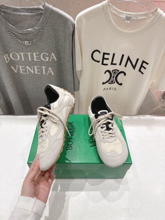 Кроссовки фото 4