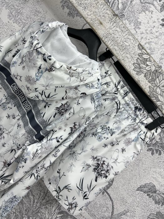 Костюм женский фото 8