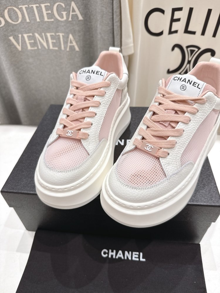 Кроссовки женские фото 7