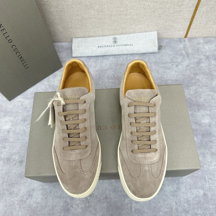 Sneakers men's