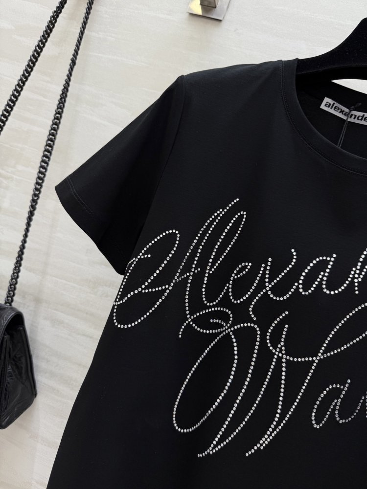 Футболка жіноча фото 4