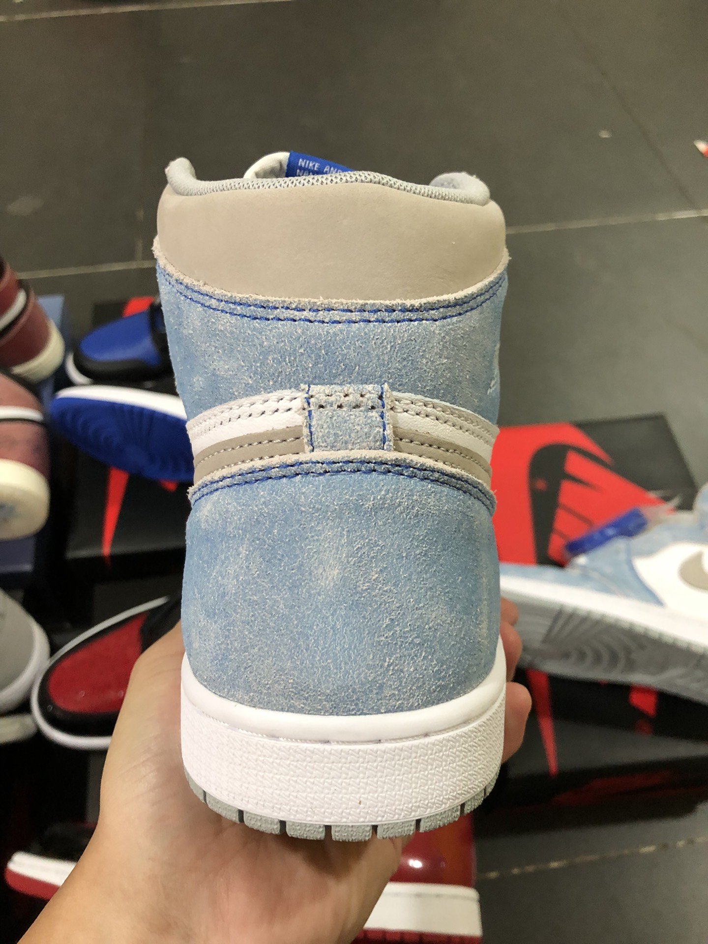 Кросівки Air Jordan 1 фото 3