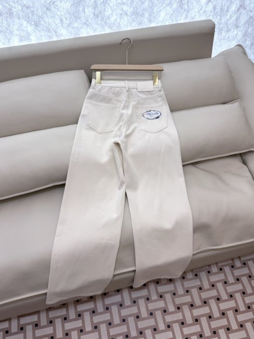 Джинсы женские фото 4