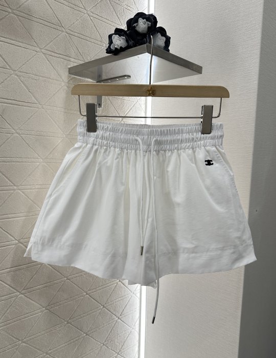 Шорти жіночі