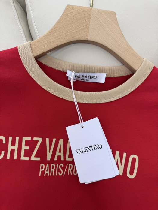 T-shirt women's фото 8