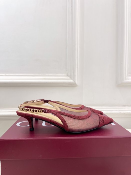 Босоножки фото 2