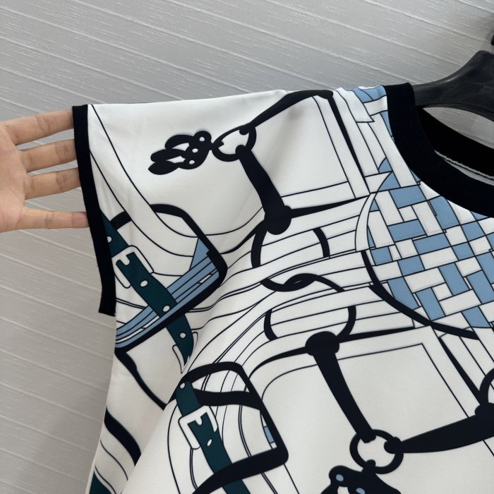 Футболка женская фото 3