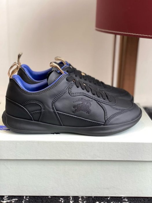 Кроссовки фото 2