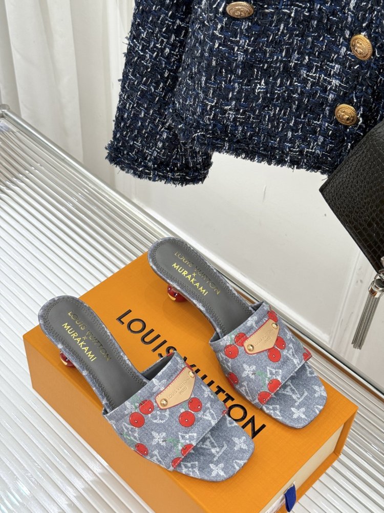 Босоніжки фото 3