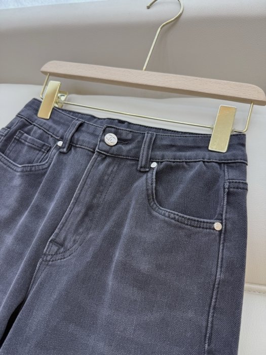 Джинси жіночі фото 6