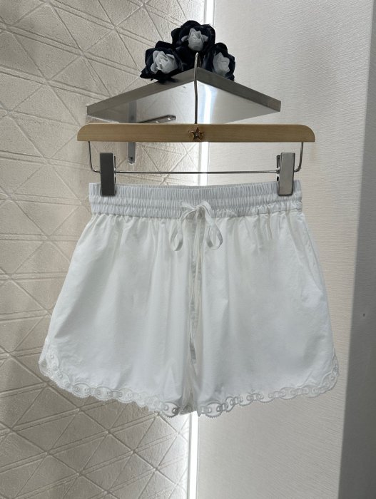 Шорти жіночі
