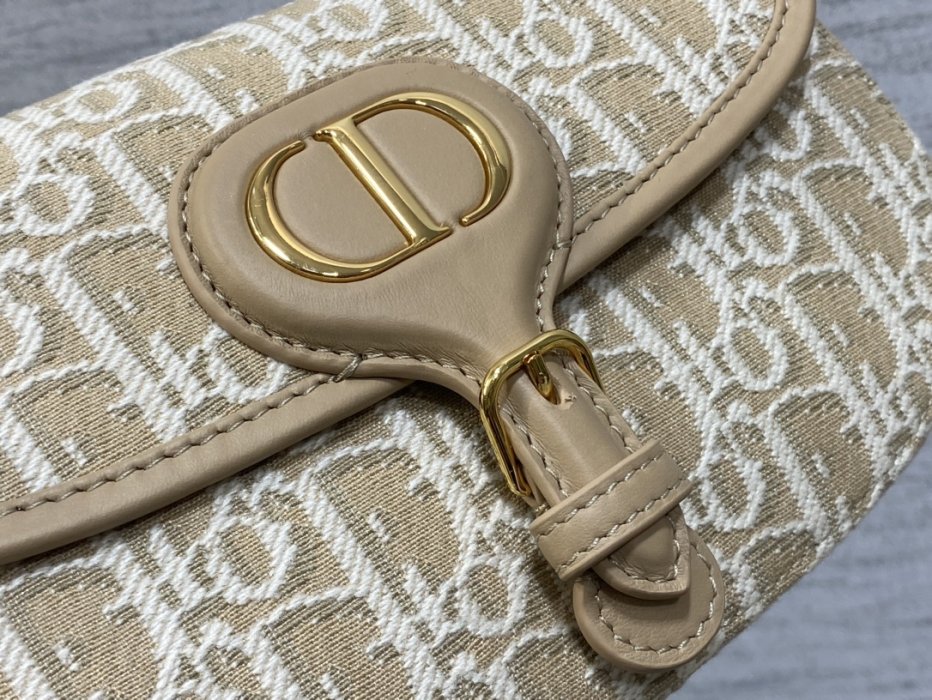 Сумка Bobby женская 21 см фото 3